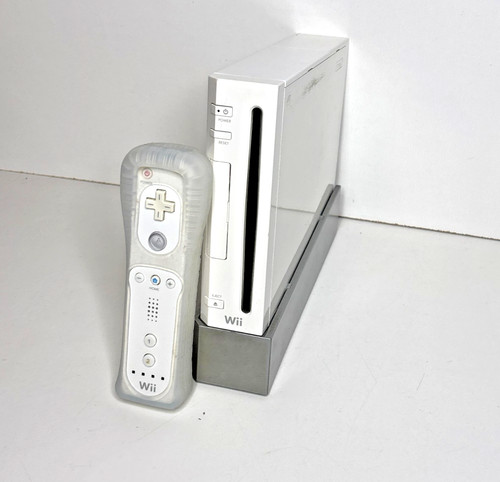 Nintendo wii controller - nintendo, +