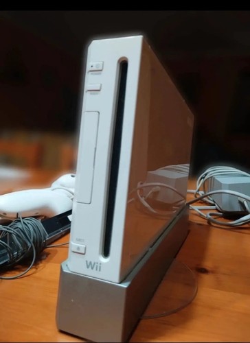Nintendo wii pal console - +,